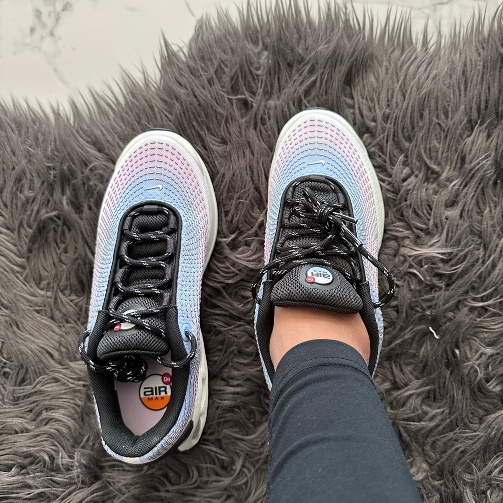 Nike Air Max DN Premium - Picture 4 of 11